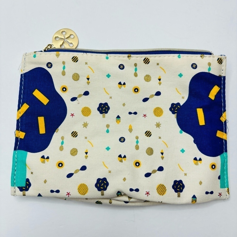 L’OCCITANE Cream Multicolor Small Makeup Pouch - Picture 5 of 5